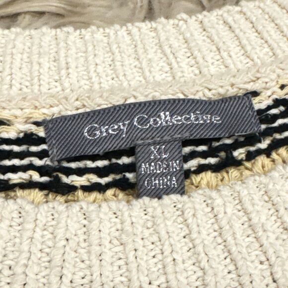 Grey collective crocheted top size XL - Picture 2 of 5